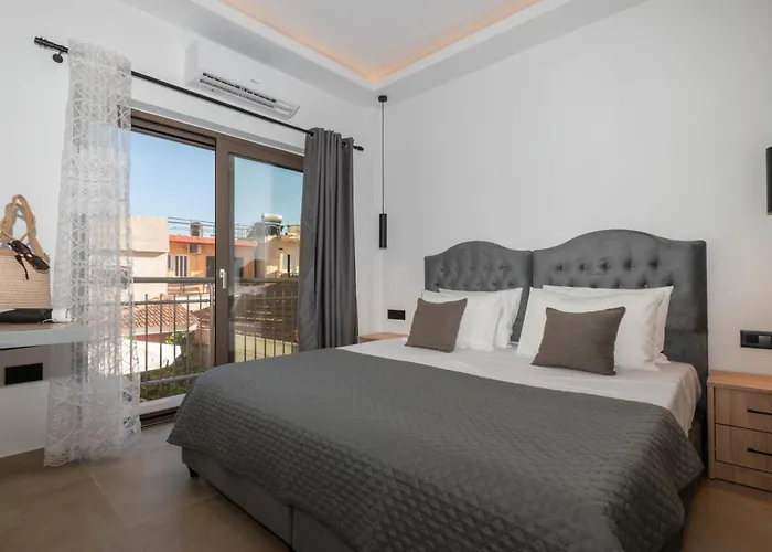 Zante Center Suite B