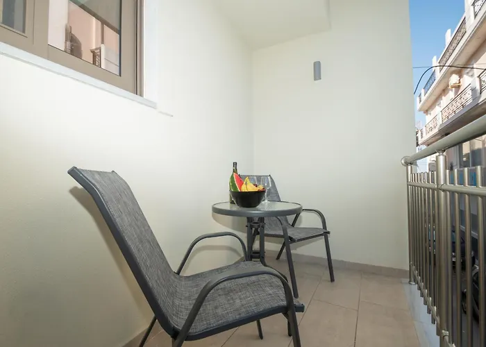 Zante Center Suite B
